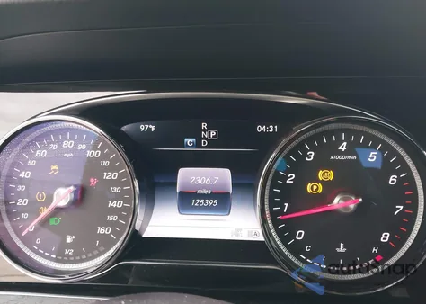 2017 Mercedes-Benz E 300 из США, поврежденный, VIN WDDZF4JB8HA272238